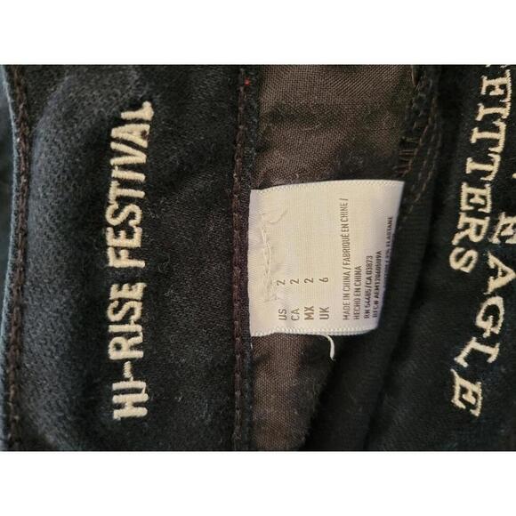 American Eagle Outfitters size 2 black distressed hi-rise festival jean shorts - Picture 5 of 7